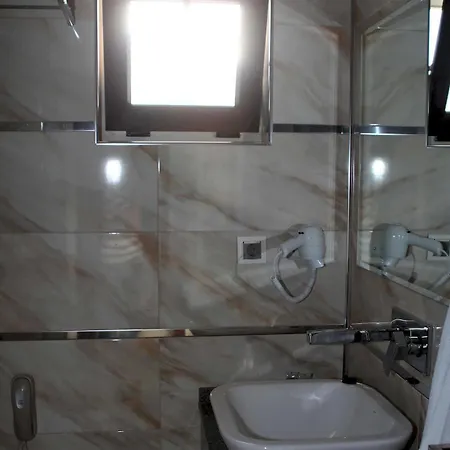 Keyf Hotel Guzelcamlı
